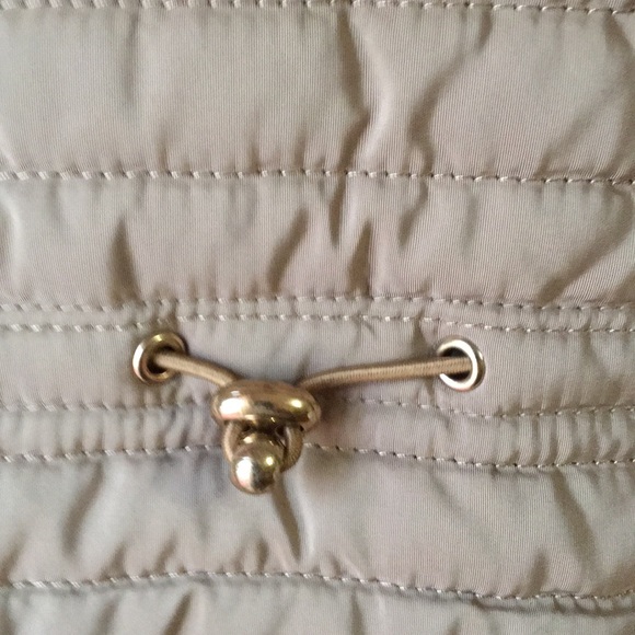 Light jacket,size M - Picture 3 of 8